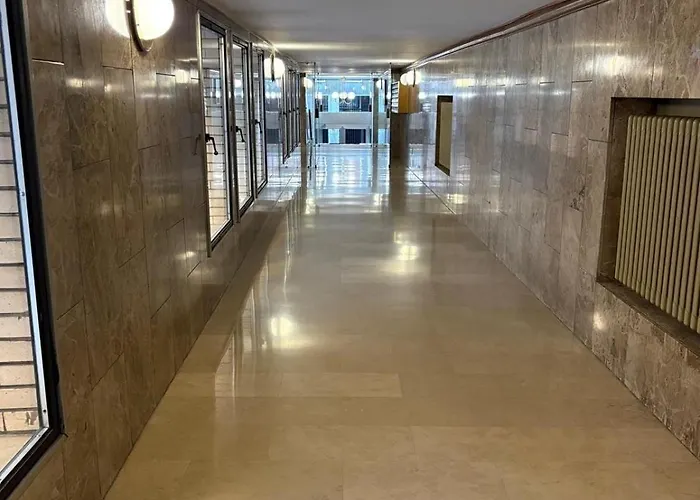 Apartment Raffinato Trilocale In Zona Centro *