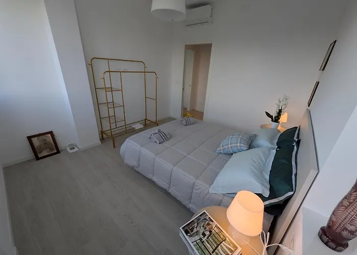 Raffinato Trilocale In Zona Centro Apartmán *