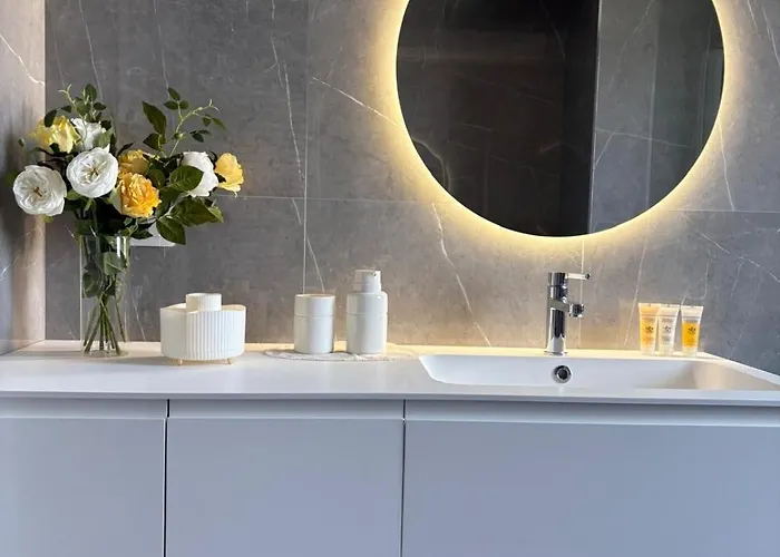 Raffinato Trilocale In Zona Centro *