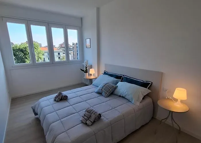 Raffinato Trilocale In Zona Centro Apartment Mailand