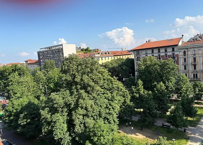 Raffinato Trilocale In Zona Centro Apartmán