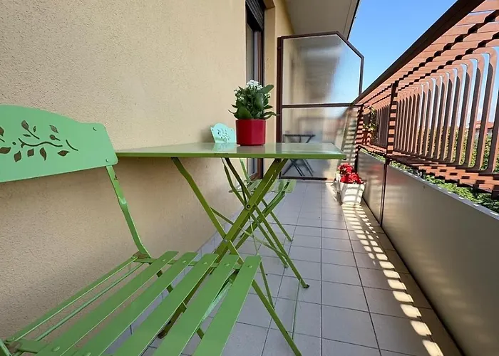 Apartment Raffinato Trilocale In Zona Centro *