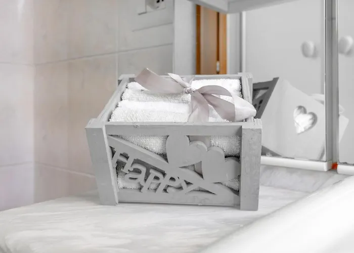 Luxury Dream - Duomo 10min Free Fast Wi-fi And Ac Train Station Porta Vittoria 290mt * Milán