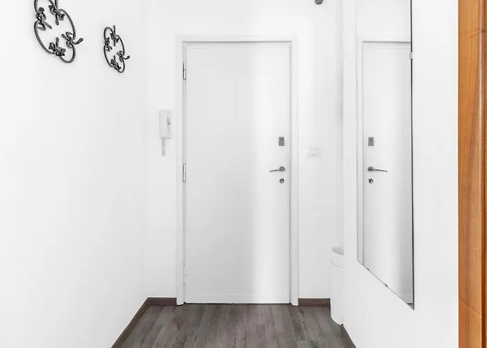 Luxury Dream - Duomo 10min Free Fast Wi-fi And Ac Train Station Porta Vittoria 290mt Apartamento *