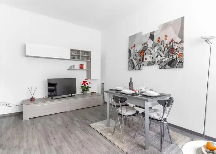 Luxury Dream - Duomo 10min Free Fast Wi-fi And Ac Train Station Porta Vittoria 290mt Apartamento Milán