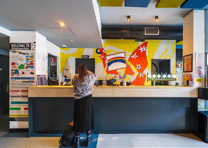 Hostel Yellowsquare
