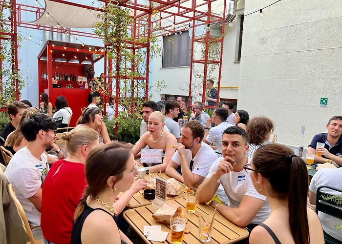 Hostel Yellowsquare *