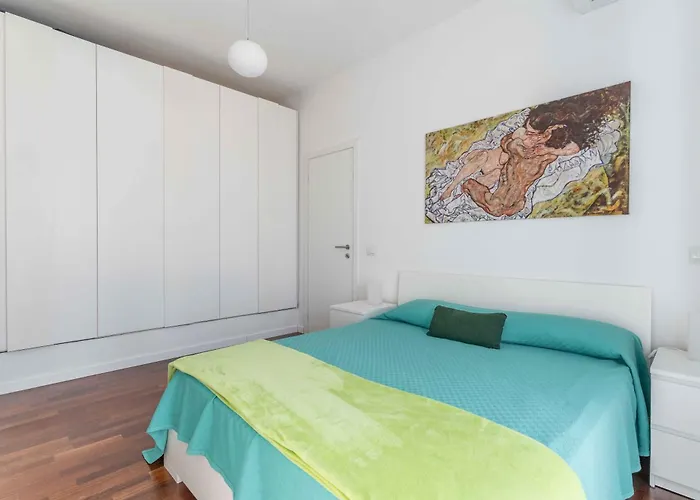 Casa Letizia - 5 Stops From The Duomo