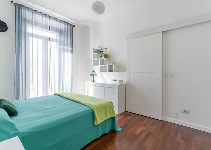 アパート Casa Letizia - 5 Stops From The Duomo ミラノ