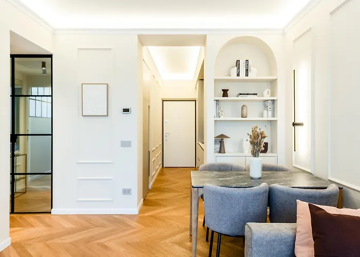 Lumen - Skyline View Attic *