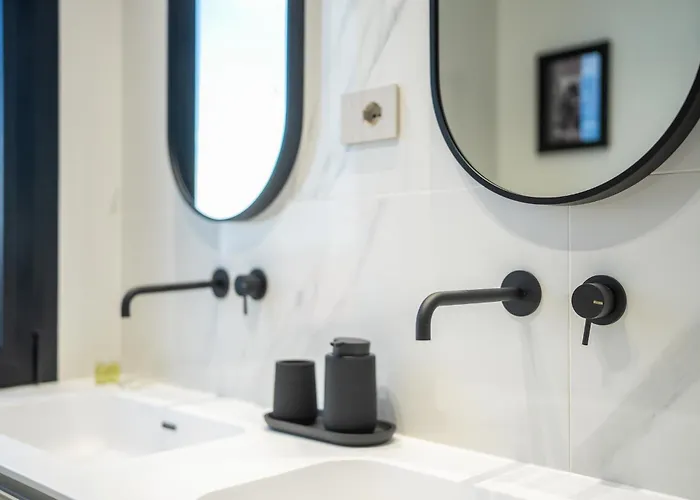 Lumen - Skyline View Attic 아파트 밀라노