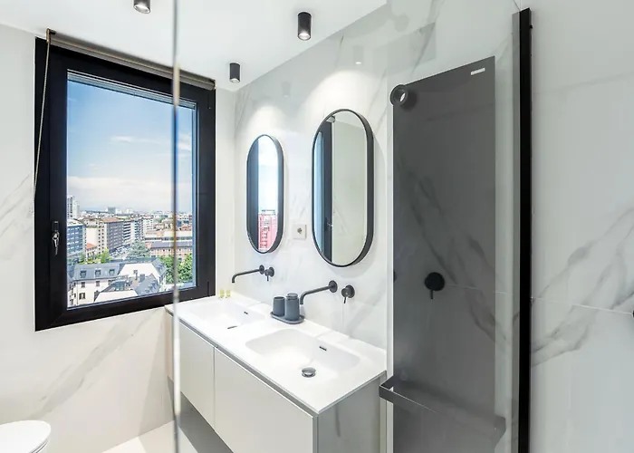 Lumen - Skyline View Attic 밀라노