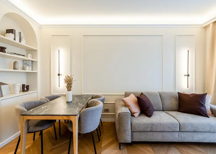 Lumen - Skyline View Attic 아파트