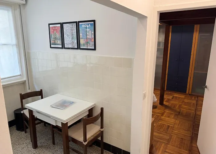 Hostmate - - Pepe - Isola * Milano