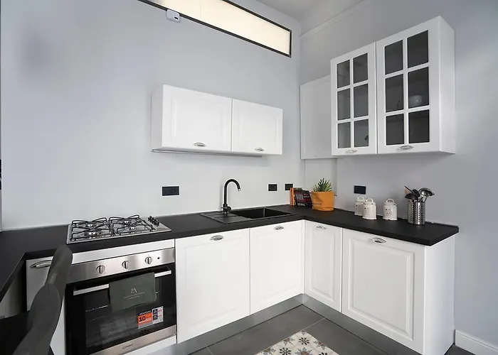 Apartment Arts At Argonne *