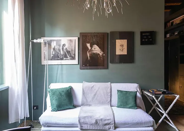 Arts At Porta Venezia I *