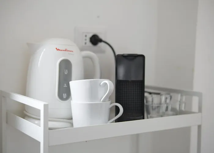 Deltico; 4 Guests In Washington Area