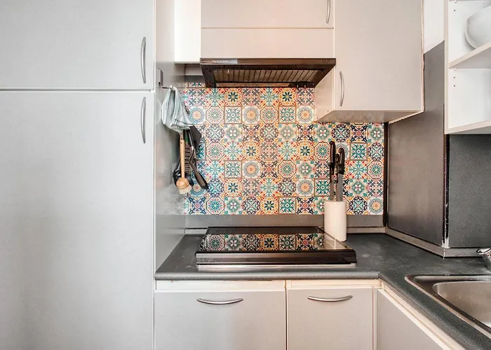 Deltico; 4 Guests In Washington Area Appartement