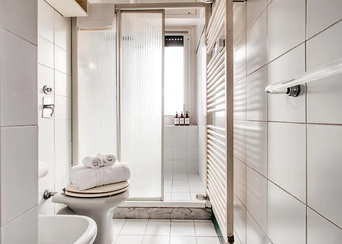 Deltico; 4 Guests In Washington Area