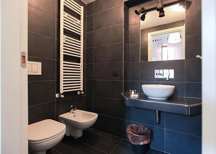 Economico E Strategico A Quattro Fermate Da Piazza Duomo *