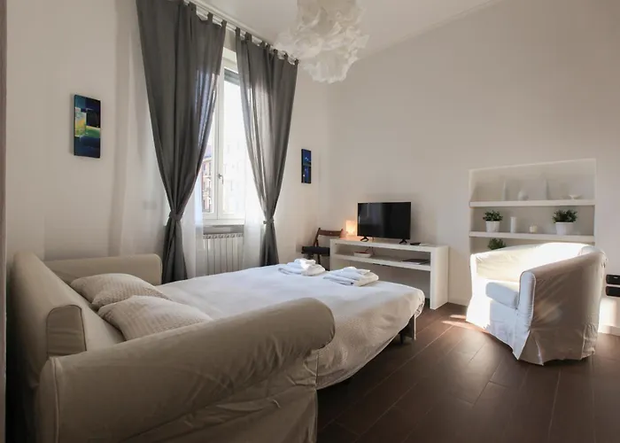 Economico E Strategico A Quattro Fermate Da Piazza Duomo *