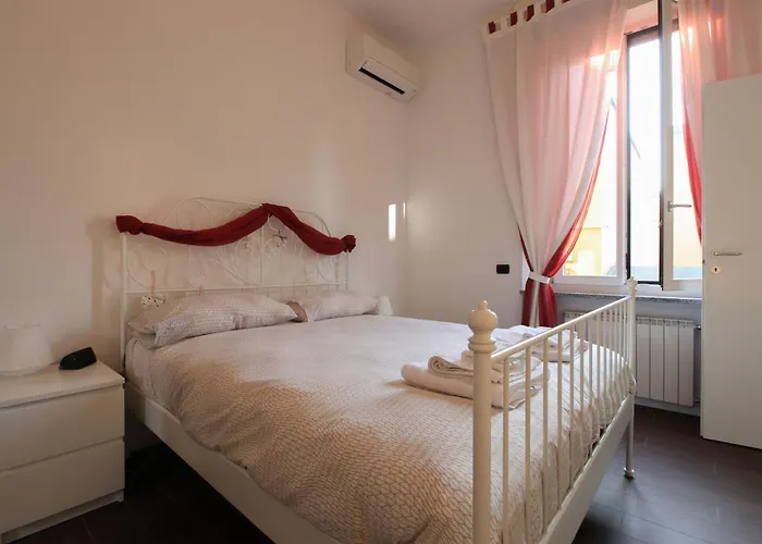 Economico E Strategico A Quattro Fermate Da Piazza Duomo *