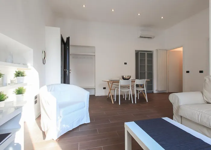 Economico E Strategico A Quattro Fermate Da Piazza Duomo Lejlighed *