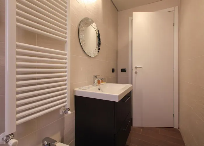 Economico E Strategico A Quattro Fermate Da Piazza Duomo Lejlighed Milano