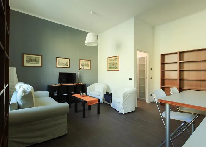 Economico E Strategico A Quattro Fermate Da Piazza Duomo Lejlighed *