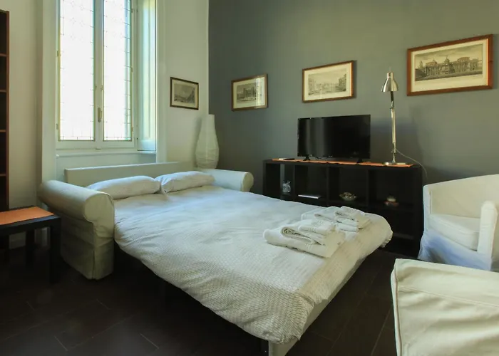 Economico E Strategico A Quattro Fermate Da Piazza Duomo Milano