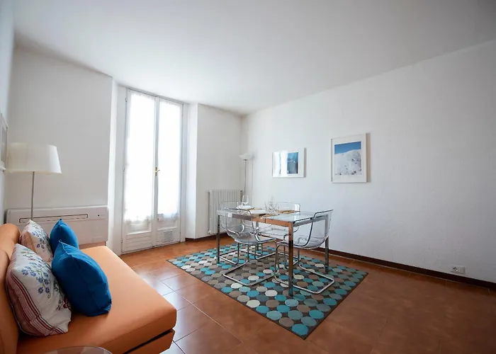 Just Urban - Bright 1br 5 Floor In The Center - Metro M2 And M4 Apartmán Milán