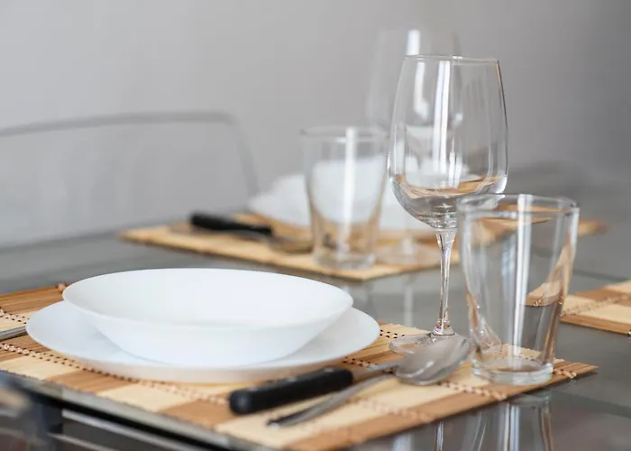 Just Urban - Bright 1br 5 Floor In The Center - Metro M2 And M4 Apartmán