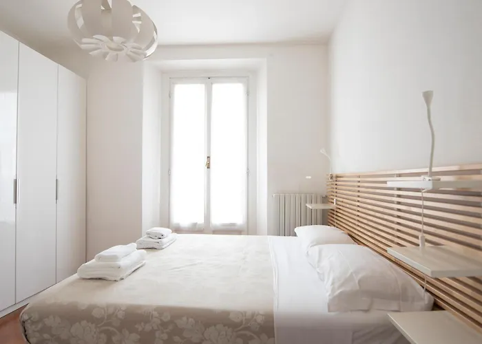 Just Urban - Bright 1br 5 Floor In The Center - Metro M2 And M4 ミラノ