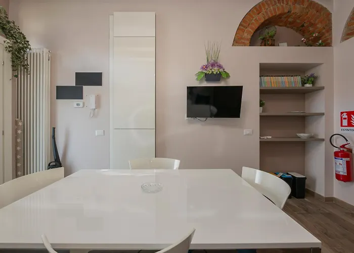 I-host - Imbonati 6 ميلان