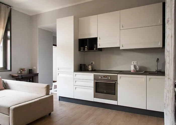 Youhosty - De Angeli Appartement Milaan