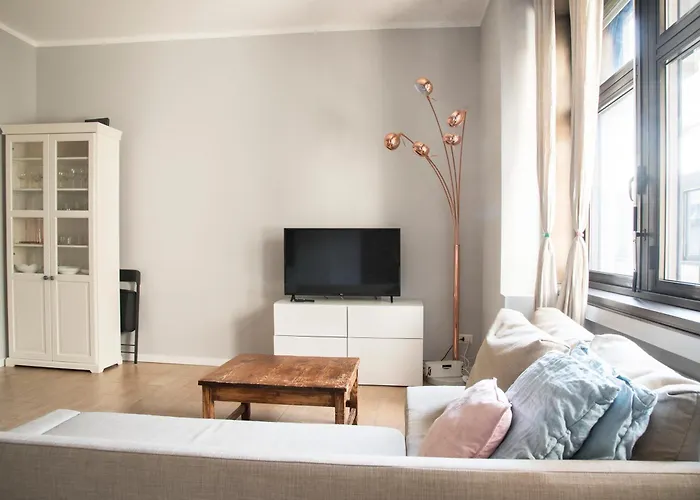 Youhosty - De Angeli