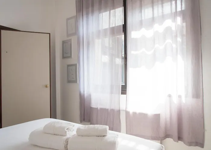 Youhosty - De Angeli דירה