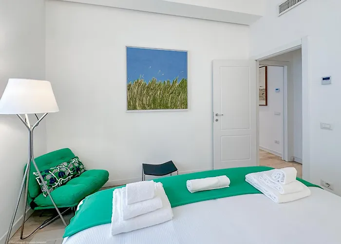 Santa Croce - 10 Mins From Duomo