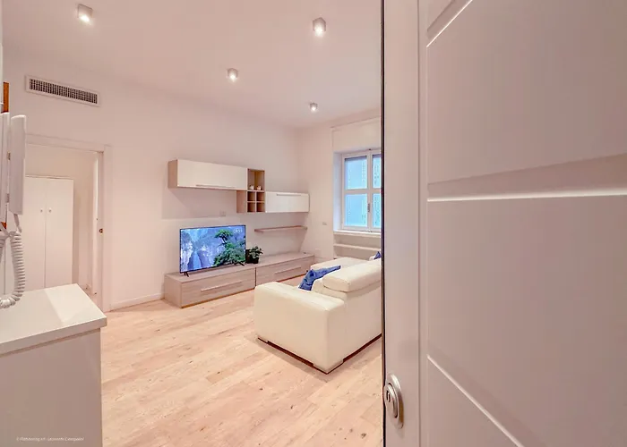 Santa Croce - 10 Mins From Duomo Appartement *