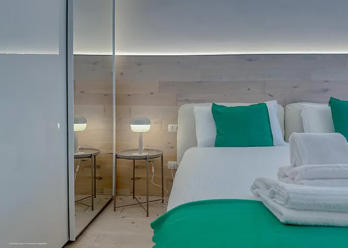 Santa Croce - 10 Mins From Duomo Appartement *