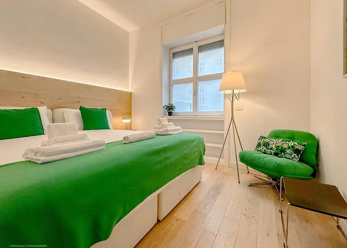 Santa Croce - 10 Mins From Duomo Appartement Milaan