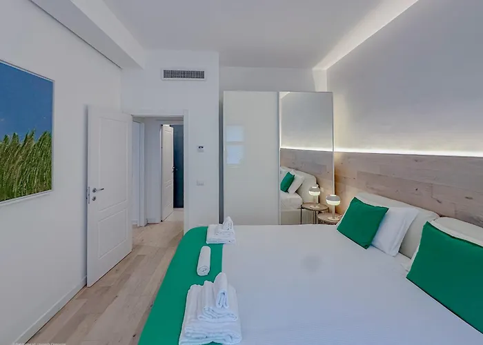 Santa Croce - 10 Mins From Duomo Milaan