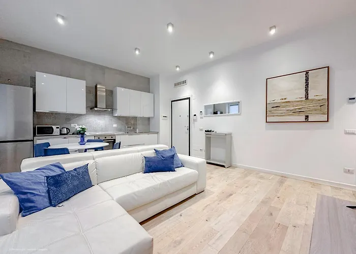 Santa Croce - 10 Mins From Duomo *