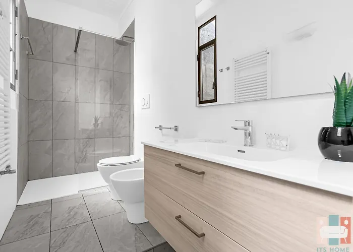 アパート Lo3 • Navigli Chic • *