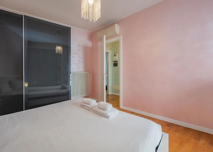 I-host - Certosa 92 Милан