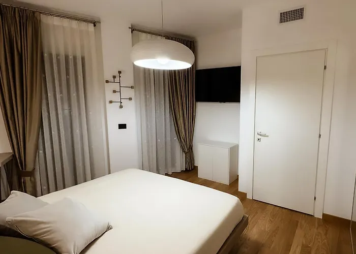 Appartamento Hostmate - - Pistrucci Milano