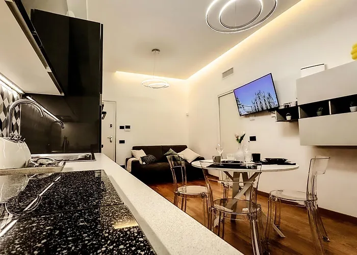 Hostmate - - Pistrucci *