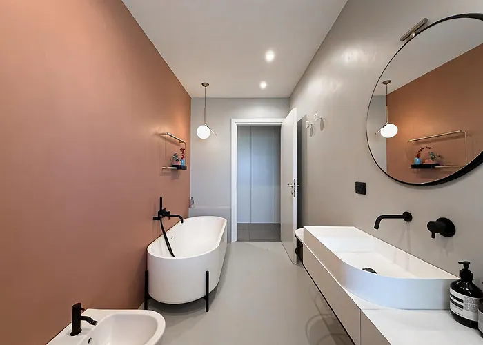 Lejlighed 80m2, 7 Piano, Bilocale Con 2 Terrazze E 2 Bagni