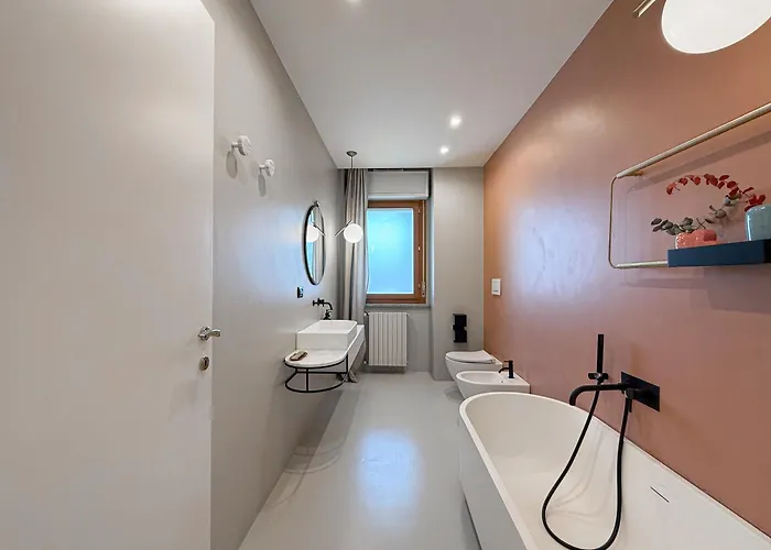 80m2, 7 Piano, Bilocale Con 2 Terrazze E 2 Bagni Apartamento Milão