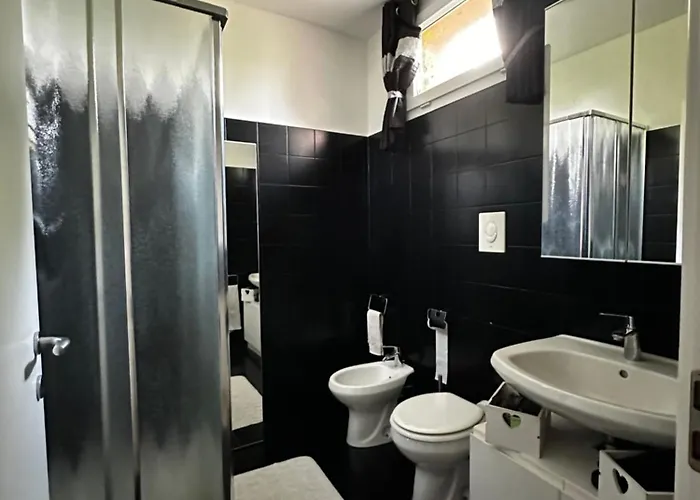 Villapizzone شقة *